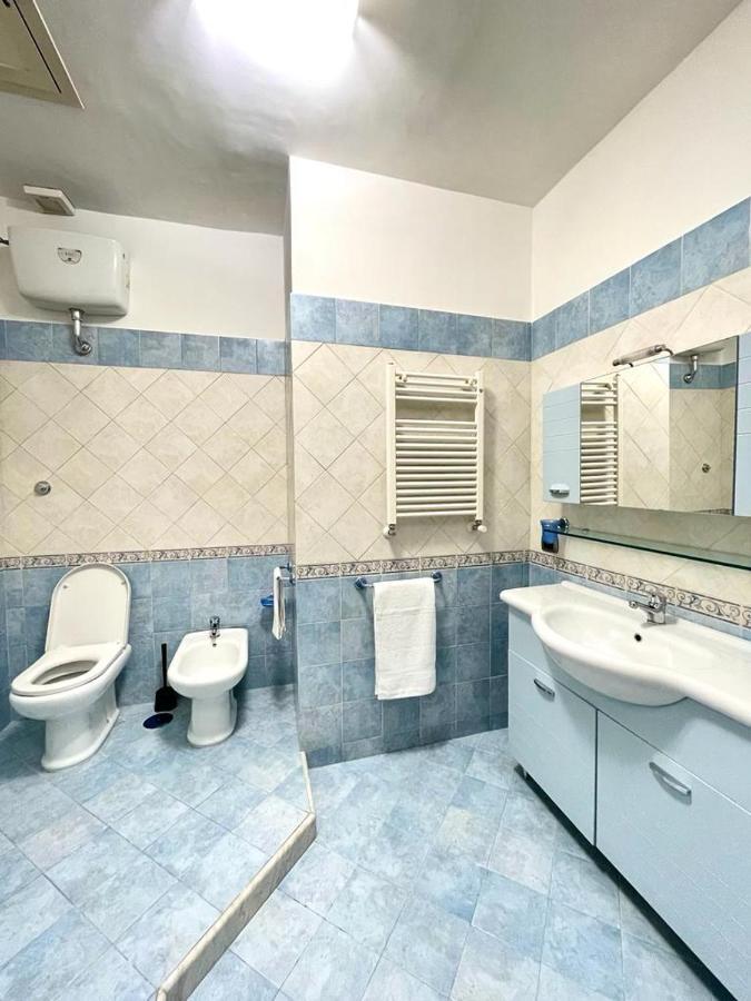La Ferrovia Holiday Home Neapel Exterior foto
